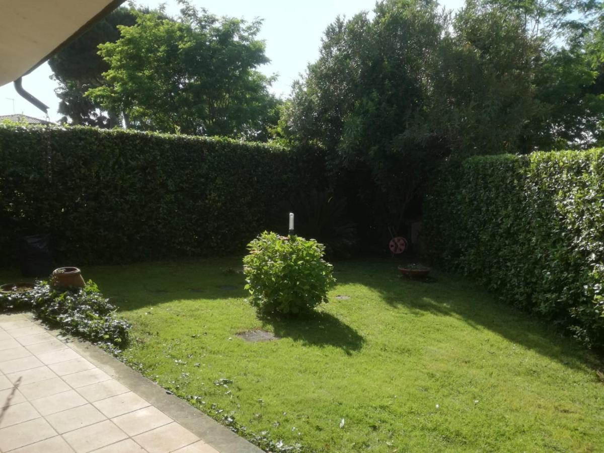 Holiday Home Villetta Cinquale Zewnętrze zdjęcie